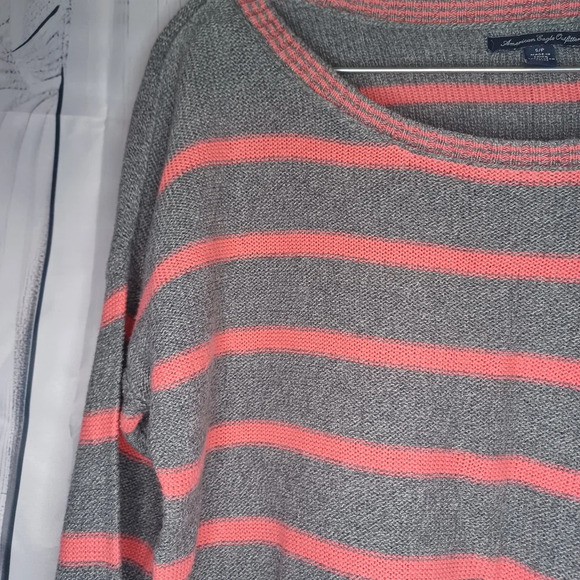 American Eagle Outfitters lightweight pink and gray striped sweater - Picture 5 of 10